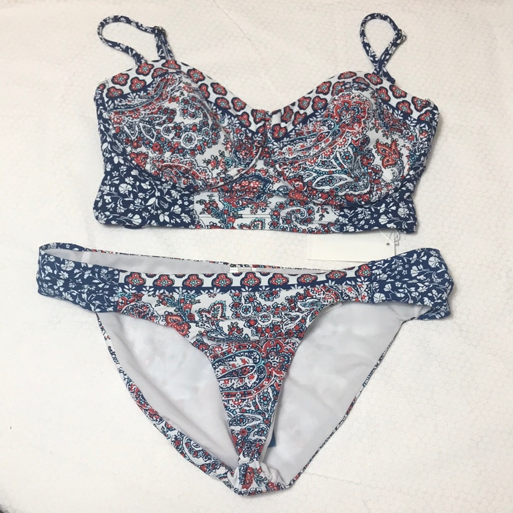 Women’s Lucky Brand Bathing Suit Set- M & L - Picture 3 of 8